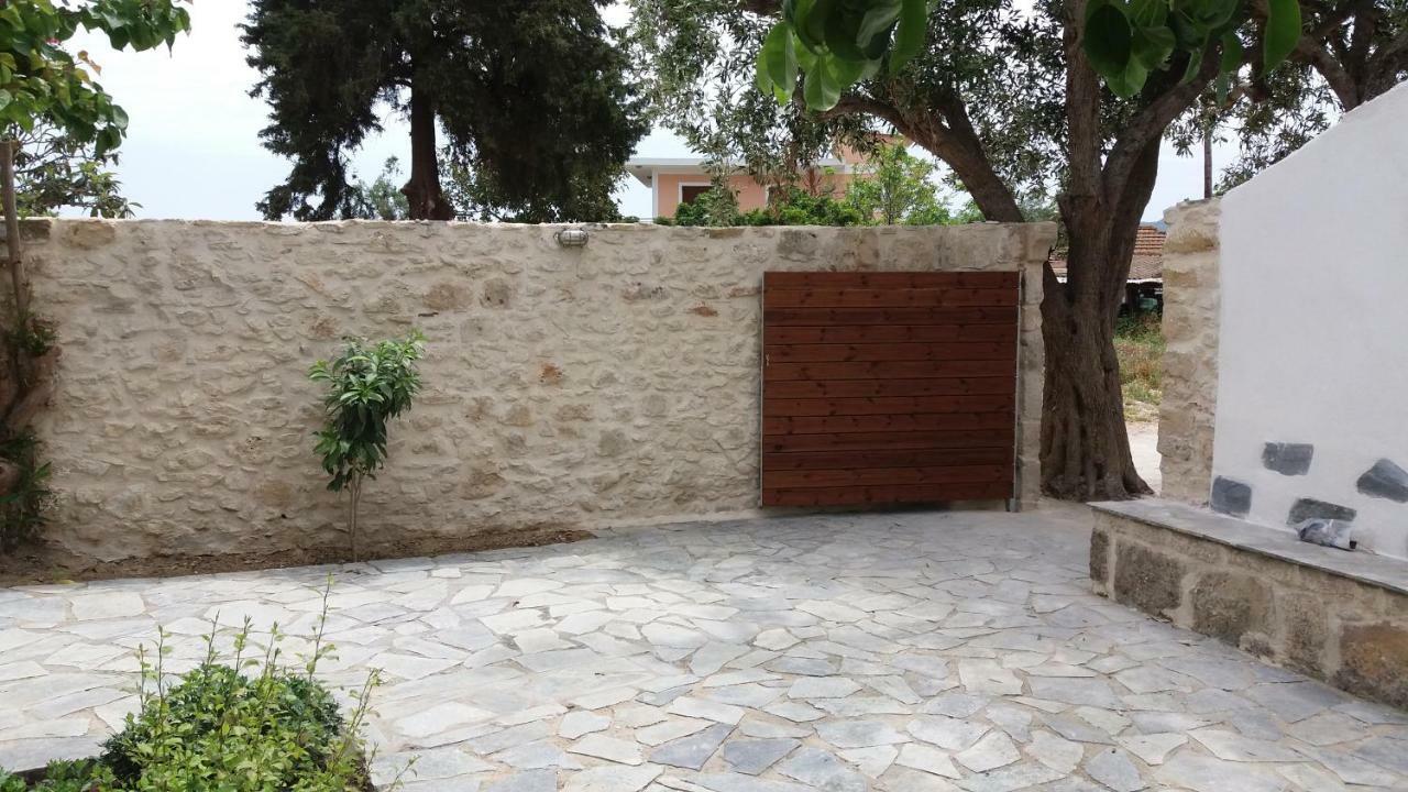Beloussi Zakynthos * Kypseli
